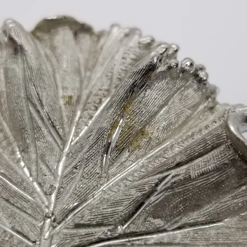 vintage BSK silver tone leaf brooch